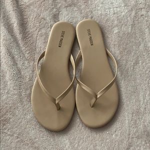 Steve Madden Nude Flip Flops